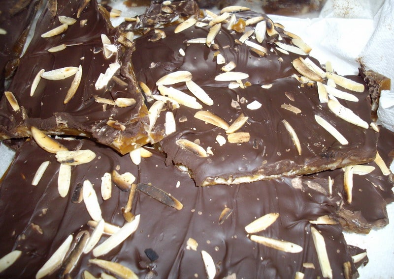 Almond Toffee similiar to Almond Roca