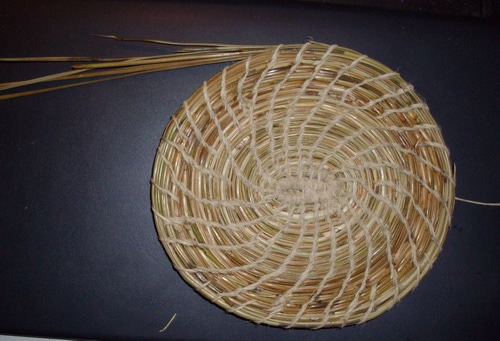 10 Tips for Coiled Pine Needle Baskets