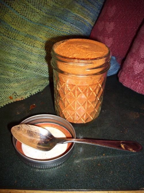 When you make tomato powder from waste skins you create a wholesome product and stretch those lovely tomatoes from your garden.