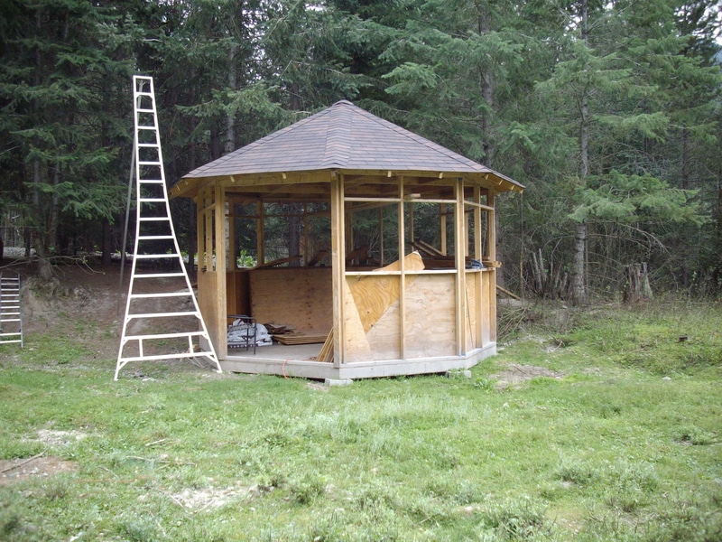 roof going on2