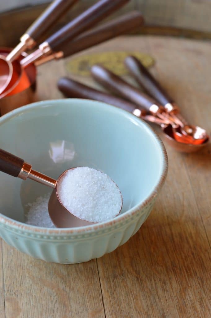 Relieve nasal congestion fast with this easy to make DIY nasal inhaler that uses therapeutic Dead Sea salts.
