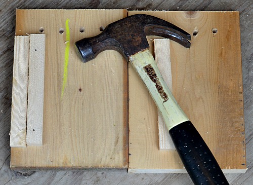 Make a bluebird house from only 1 board