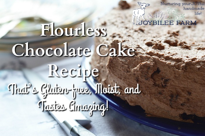 This flourless chocolate cake recipe is made with leftover, cooked, quinoa. It is light and structured with a texture like a normal cake. This is the ideal recipe for Passover celebrations, gluten free desserts, or for those following a grain-free diet. Make it tonight.