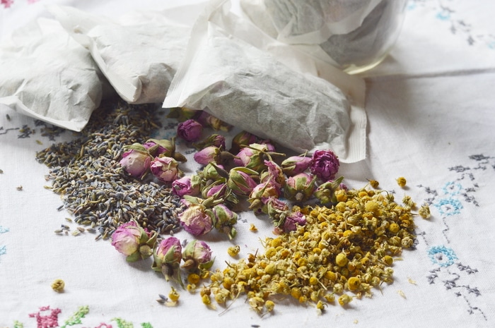 Herbal bath tea soothes and cools summer skin rashes, bites, and minor sun burns, while it calms and relaxes. You can make it in minutes from the herbs in your garden. This DIY herbal bath tea project makes a lovely and unique gift for those who could use a little spa time in their hectic schedule. Bring the healing power of herbs to your bathing rituals.