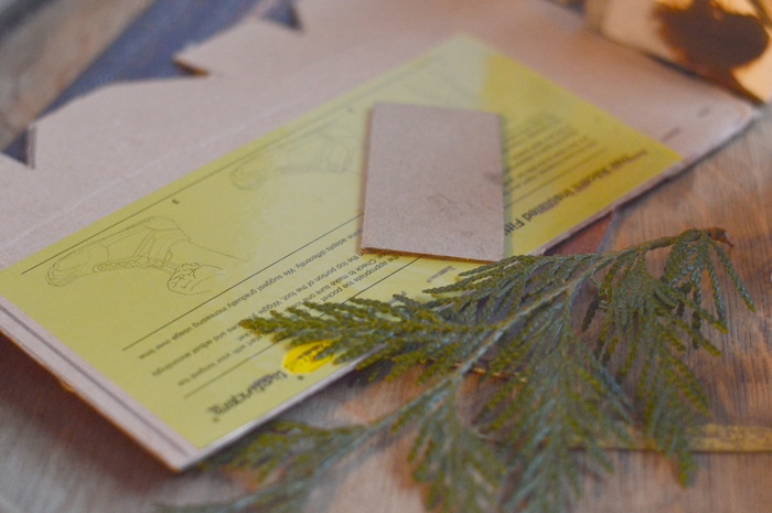 Learning how to make a gift bag that compliments your handmade gifts is easy and satisfying. DIY gift bags can be made with beautiful paper, glossy magazine pages, seed catalogs, and calendar pages. They add a thoughtful touch to handmade gifts.