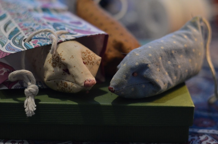 DIY Cat Toys, like this catnip toy mouse for kittens and indoor cats, are easy and quick to make at home with fabric scraps, quilting fabric precuts, and dried catnip from your garden. Cats love these cat toys, too.