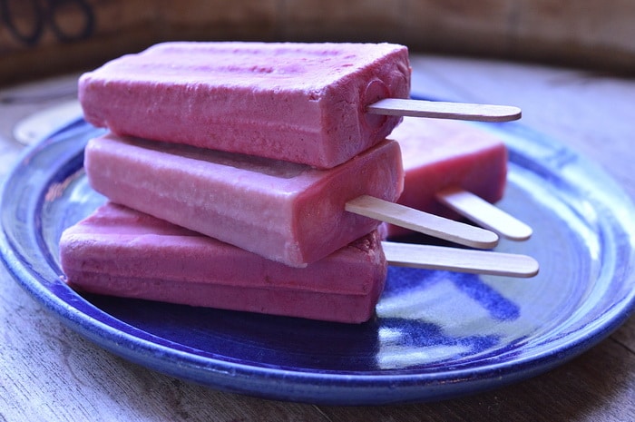 rhubarb popsicles