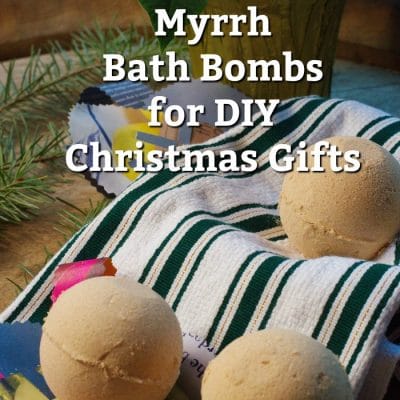 Gold, Frankincense and Myrrh Bath Bombs for Your DIY Christmas