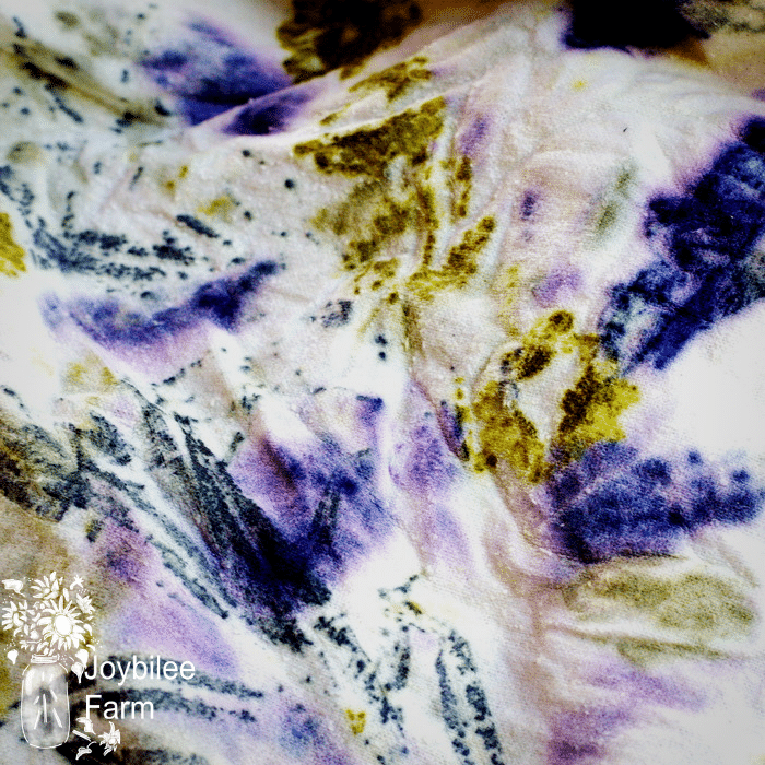 some of the patterning from the leaf print baby blanket after unfolding