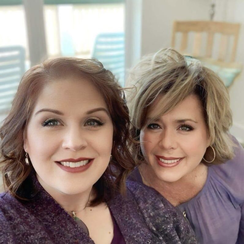 Chelsea-and-Sandi